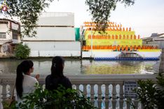 ภาพ No.201319:พระธรรมยาตราปฏิบัติธรรม และถ่ายภาพหมู่ประวัติศาสตร์ ณ อาคารธรรมยาตรา กตัญญูบูชามหาปูชนียาจารย์  ตรงข้ามวัดปากน้ำภาษีเจริญ จ.กรุงเทพมหานคร ในโครงการธรรมยาตรา กตัญญูบูชา มหาปูชนียาจารย์ พระมงคลเทพมุนี(สด จนฺทสโร) พระผู้ปราบมาร อนุสรณ์สถาน 7 แห่ง ปีที่ 13
