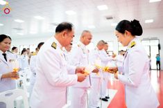 ภาพ No.237757:พิธีถวายเครื่องราชสักการะและวางพานพุ่ม และพิธีจุดเทียนถวายพระพรชัยมงคล เนื่องในโอกาสวันเฉลิมพระชนมพรรษา สมเด็จพระนางเจ้าสิริกิติ์ พระบรมราชินีนาถ พระบรมราชชนนีพันปีหลวง วันอังคารที่ 12 สิงหาคม พ.ศ. 2568  ณ อาคารปลูกศรัทธา 2 วัดพระธรรมกาย