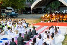 ภาพ No.234408:วันพฤหัสบดีที่ 24 กรกฎาคม พ.ศ. 2568 พิธีถวายสังฆทานแก่คณะสงฆ์ 323 วัด , พิธีมอบกองทุนหนุนแรงใจช่วยครูใต้ , พิธีทำบุญส่วนกุศลแด่ผู้วายชนม์ ในเหตุการณ์ความไม่สงบ 4 จังหวัด ชายแดนภาคใต้ (ปัตตานี , ยะลา , นราธิวาส , สงขลา) ปีที่ 21 ครั้งที่ 179 ณ วัดเวฬุวัน 