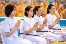 ภาพ No.88167:พิธีมุทิตาสักการะ เปรียญธรรม 9,6,3 และบาลีศึกษา 6,3  พิธีมอบดวงแก้วสามเณรทรงบาลีไวยากรณ์ วันอาทิตย์ 17 กันยายน พ.ศ. 2566 ณ สภาธรรมกายสากล วัดพระธรรมกาย
