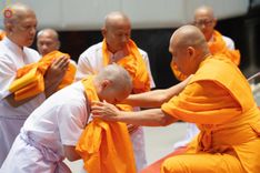 ภาพ No.199770:โครงการอุปสมบทหมู่บูชาธรรม 116 ปี คุณยายอาจารย์มหารัตนอุบาสิกาจันทร์ ขนนกยูง โครงการอุปสมบทหมู่ธรรมทายาท ระดับอุดมศึกษา รุ่นที่ 51 ภาคฤดูหนาว  ณ โบสถ์พระไตรปิฏก วัดพระธรรมกาย จ.ปทุมธานี  วันที่ 11 มกราคม พ.ศ. 2568 โดยมีพระครูปลัดรัตนวีรวัฒน์ เจ้าอาวาสวัด